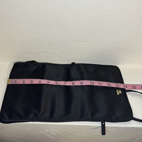Victoria’s Secret travel black jewelry holder - Picture 8 of 10